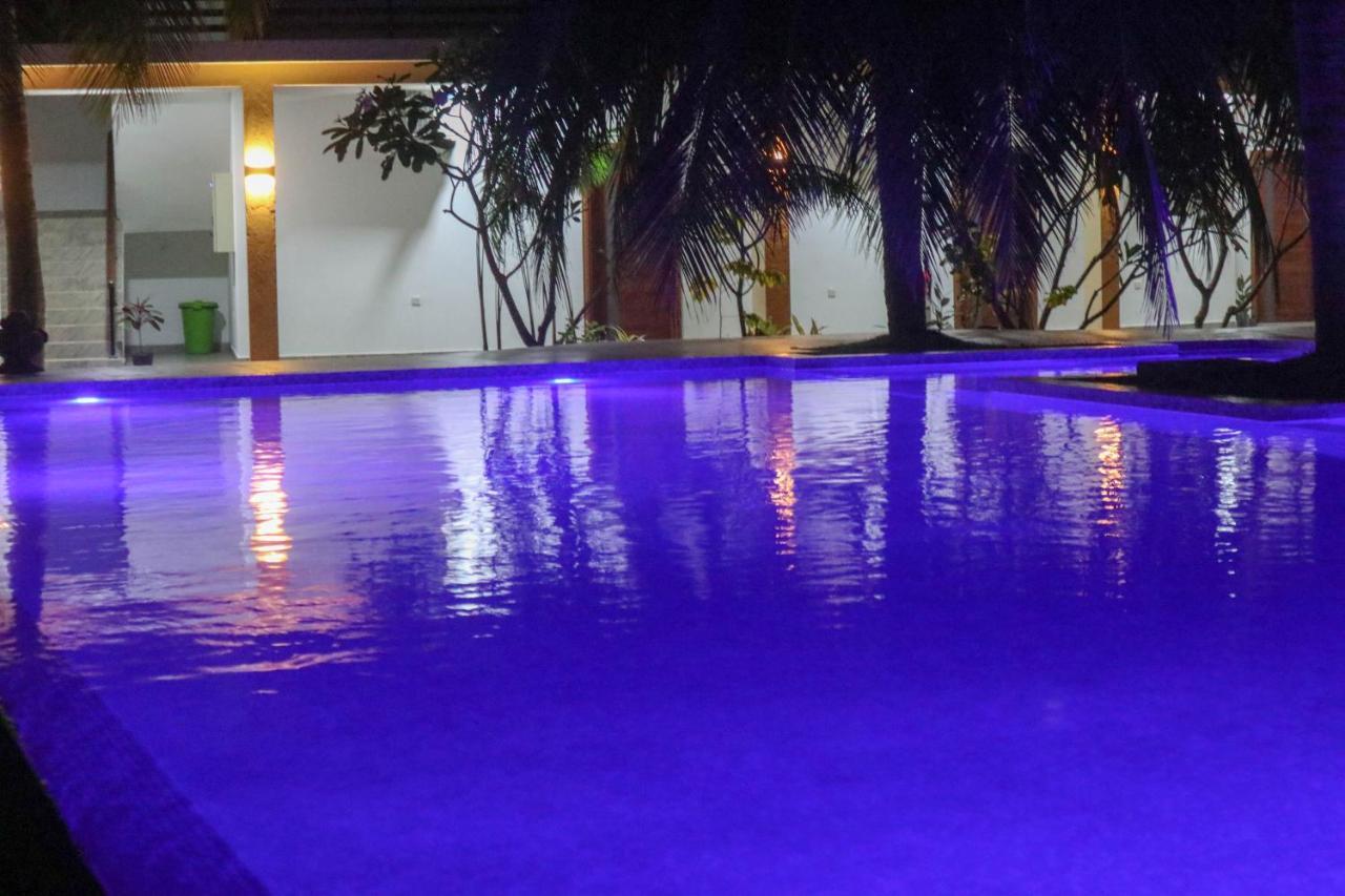 Reddalf'S Holiday Resorts 아루감 베이 외부 사진